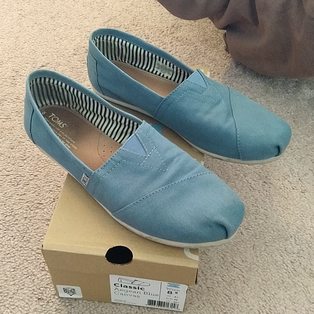 Toms shoes